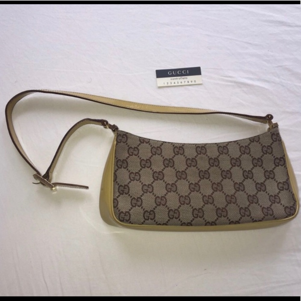 Gucci Baguette